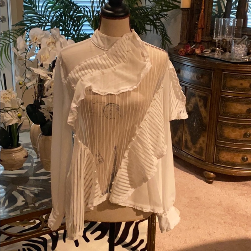 White stripe bead blouse #182